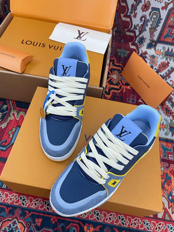 ルイヴィトン靴側面デザイン